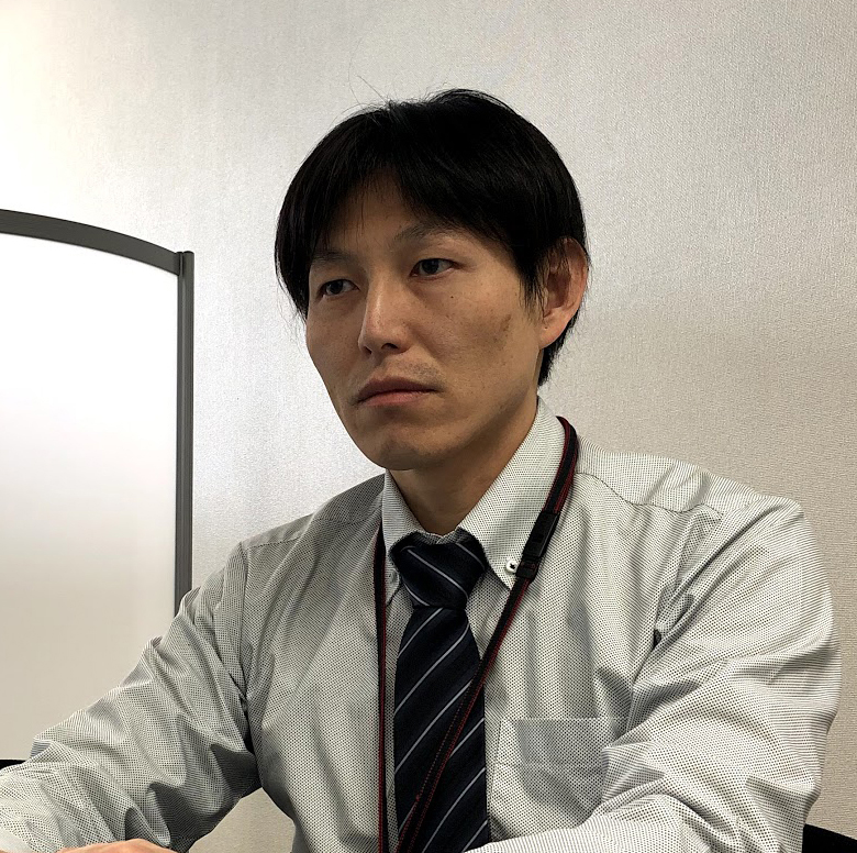 栗山 健一の顔写真